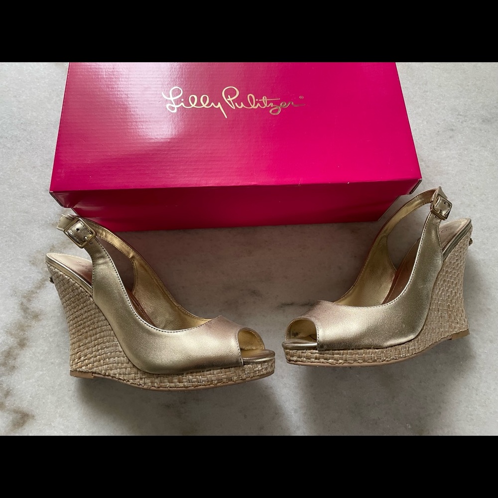 Lily Pulitzer Kristin gold metallic peep toe wedge